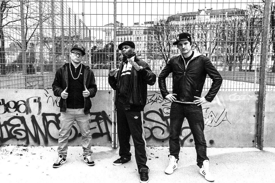 THE RUFF PACK FT HOLUNDER & ROGER RECKLESS – March/April 2014