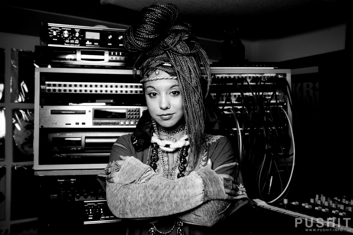 YARAH BRAVO & LIVE BAND – November 2015